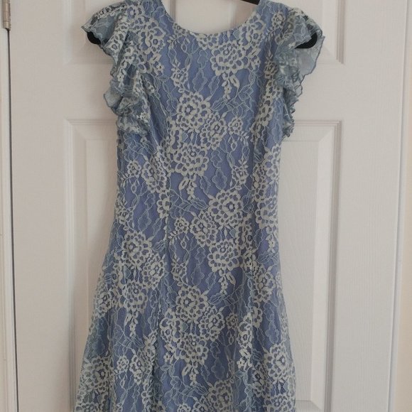 Count On Me Dress - Picture 2 of 4